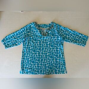 Quacker Factory 3/4 sleeve turquoise & white giraffe pattern beaded neck top L